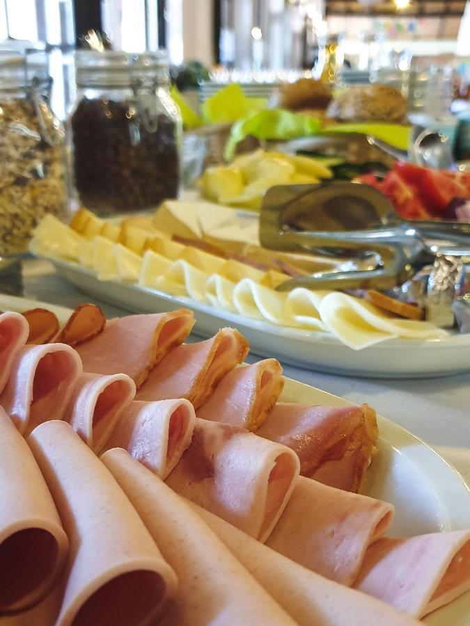 Bohem Birtok Es Csarda Otel Zamárdi Dış mekan fotoğraf